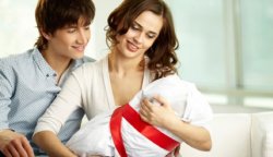 Как встретить жену из роддома?