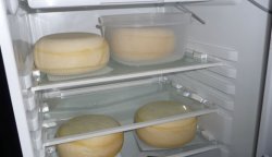 Как хранить сыр в холодильнике? Как хранить сыр в холодильнике?